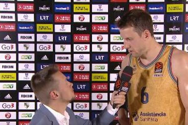 JAN VESELI POKAZAO KOLIKO VOLI SRBIJU: Umesto da slavi prolaz na Fajnal-for Evrolige, ovo je njegova poruka! VIDEO