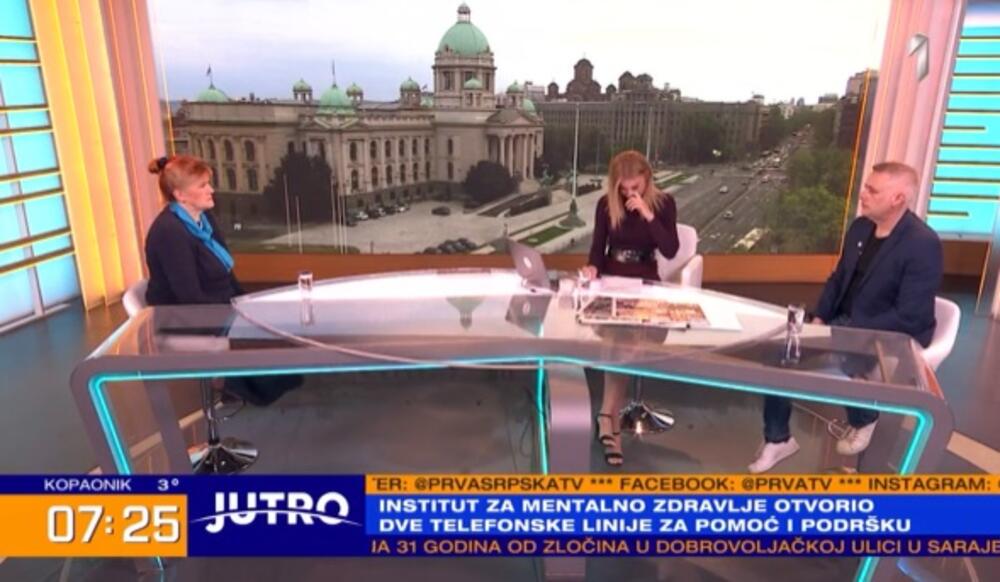 Pokušala da zadrži suze