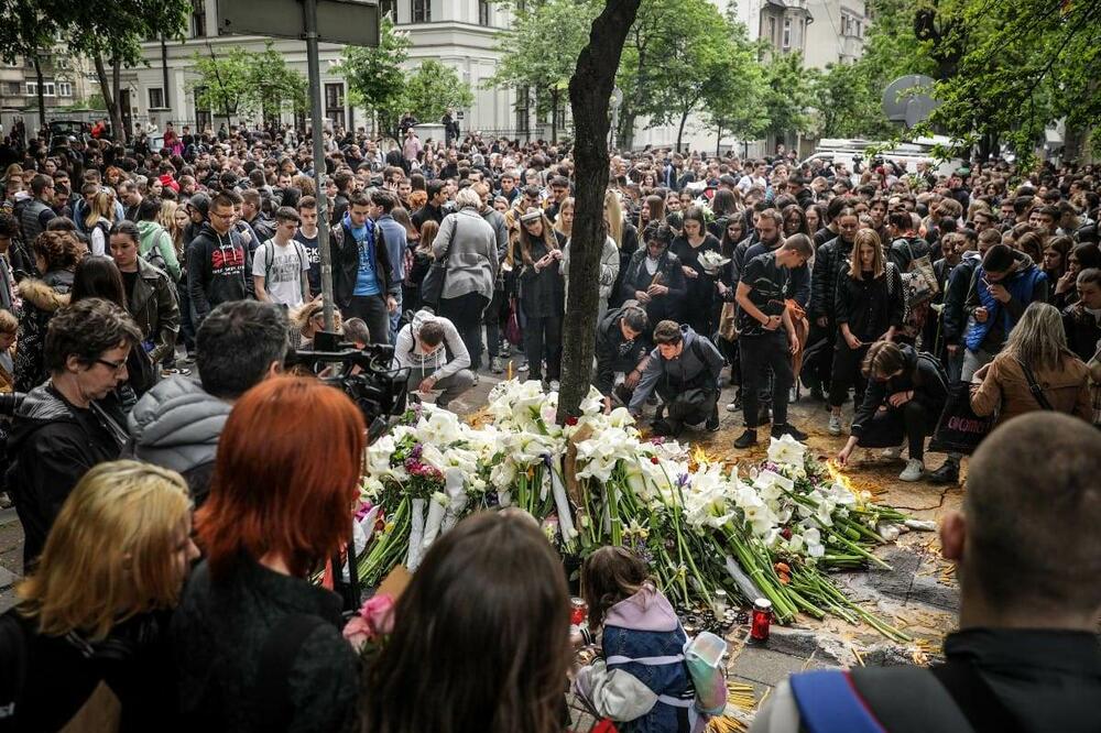 "NIKAD NIJE BIO NASILAN, ALI JUČE JE DOŠAO I BIO JE LJUT": Dečak iz škole na Vračaru opisao kako se SPASAO