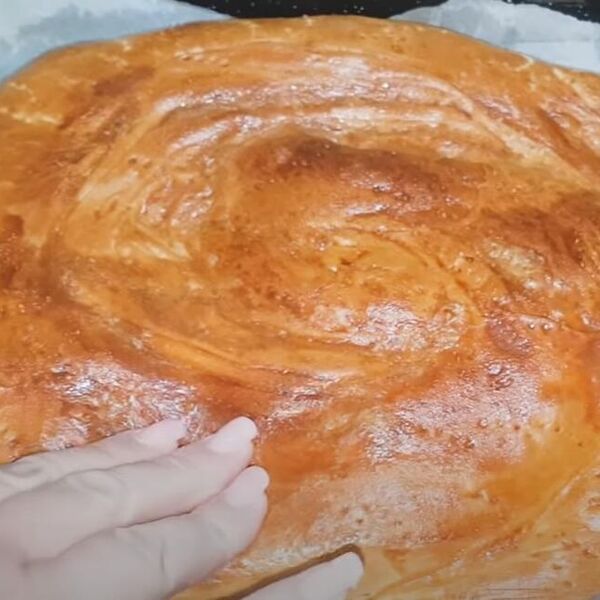 Prava srpska pogača sa mašću: Recept koji se čuva generacijama i uspeva baš svaki put!