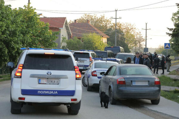 "UROŠ JE POBIO SVOJE NAJBLIŽE", tvrde ljudi: Oglasile se komšije nakon krvavog pira u Mladenovcu, rešetao u 3 sela!