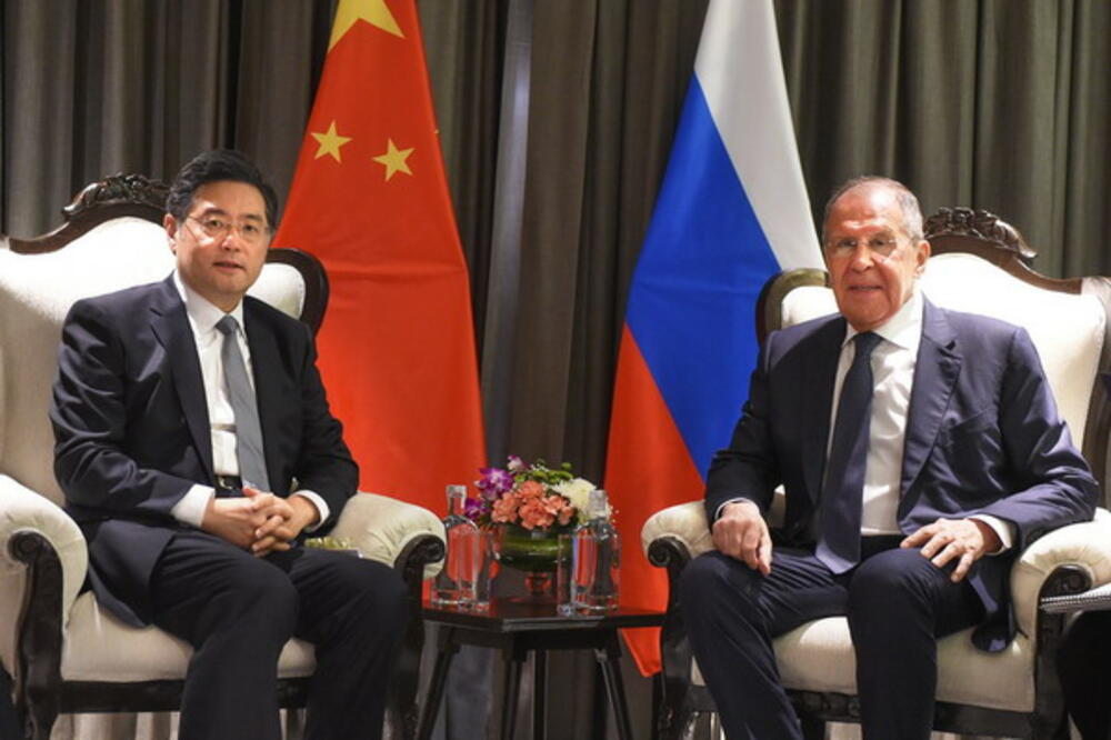 Kineski šef diplomatije još jednom pozvao na mirovne pregovore za rešavanje ukrajinske krize