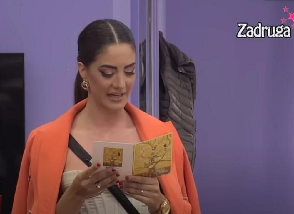 Videla čestitku koju joj je porodica poslala