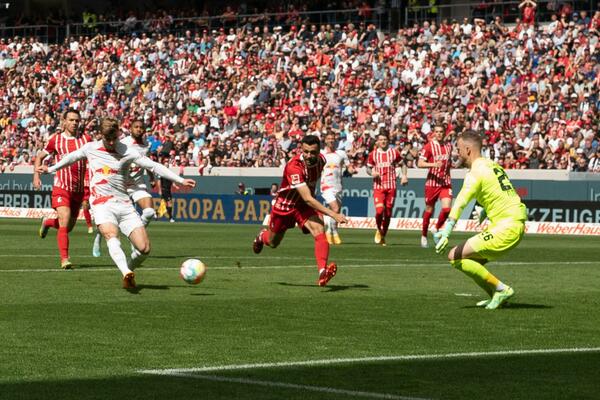 SERIJA LOŠIH REZULTATA UNION BERLINA: Lajpcig drugi put u pet dana slavio u Frajburgu! (FOTO)