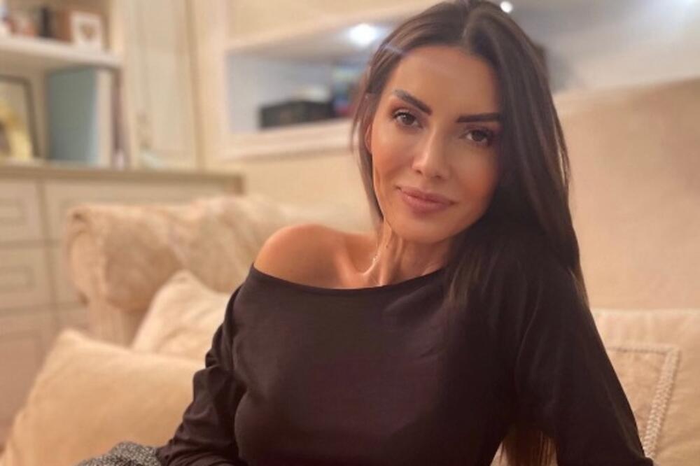 MUŽ VODITELJKE RTS-A JE 18 GODINA STARIJI UTICAJNI ČOVEK: Sigurno ste ČULI ZA NJEGA, skoro 2 DECENIJE su u BRAKU