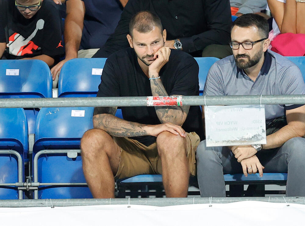 Vladimir Micov (levo)