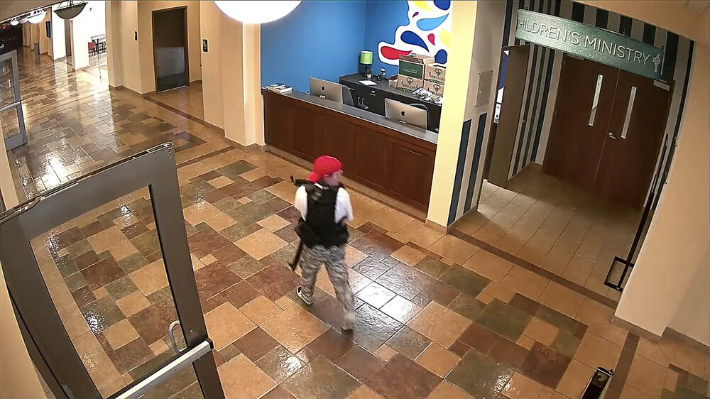 Odri Hejl, snimak bezbednosne kamere u školi