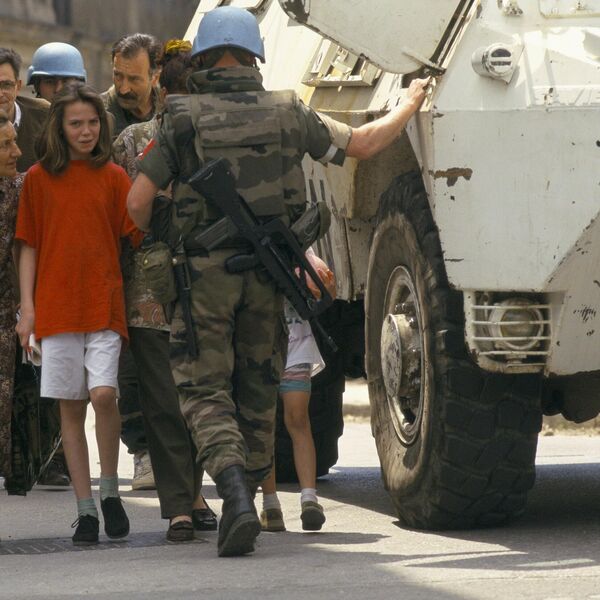 SRPSKI VOJNIK MILENKO U RATU NAŠAO BEBU U KOLEVCI: Mislila da se zove Mila 18 godina, a onda saznala ISTINU O SEBI