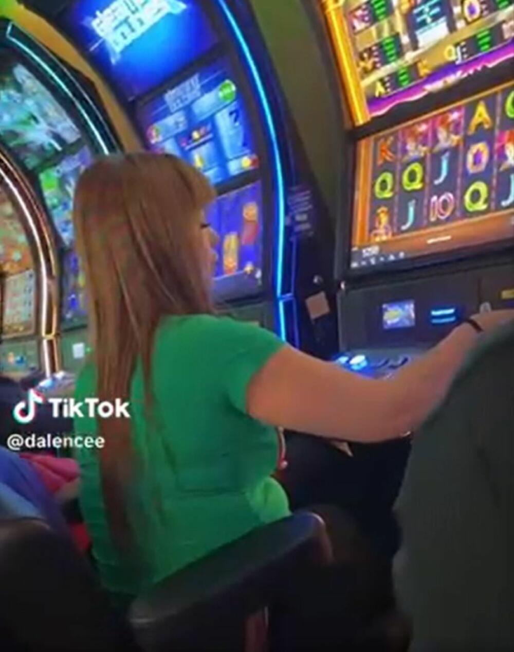 Vreme provodi u kockarnici