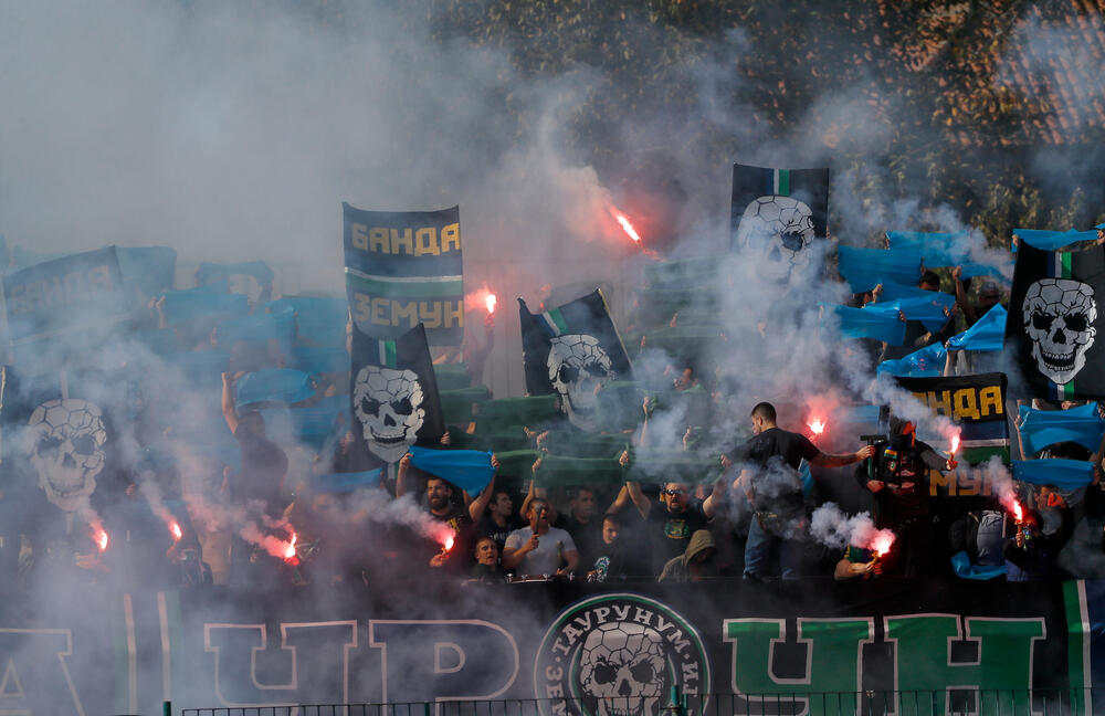 Taurunum Bojs - Navijači Zemuna