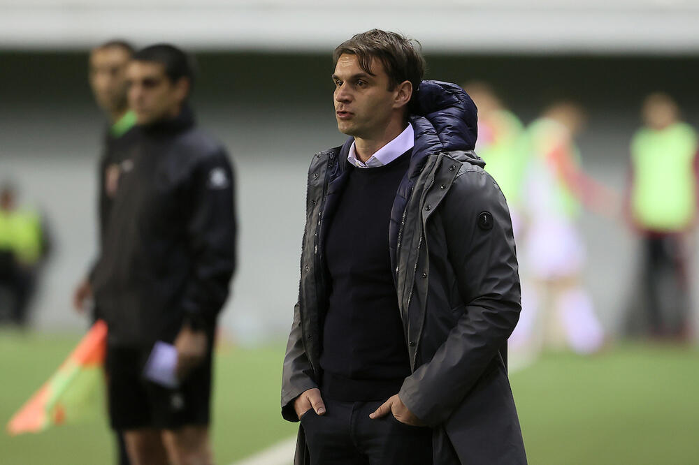 "U ZVEZDI JE ODGOVORNOST DA OD DESET ŠANSI DATE BAR ČETIRI GOLA!" Milojević pričao o mladima posle Voždovca (FOTO)