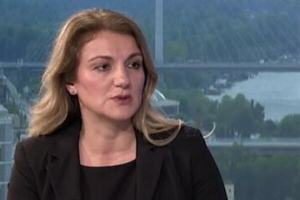 KOJE SU NADLEŽNOSTI ŠKOLSKOG POLICAJCA I KO MOŽE DA MU SE OBRATI? Stručnjakinja Jelena sve detaljno OBJASNILA