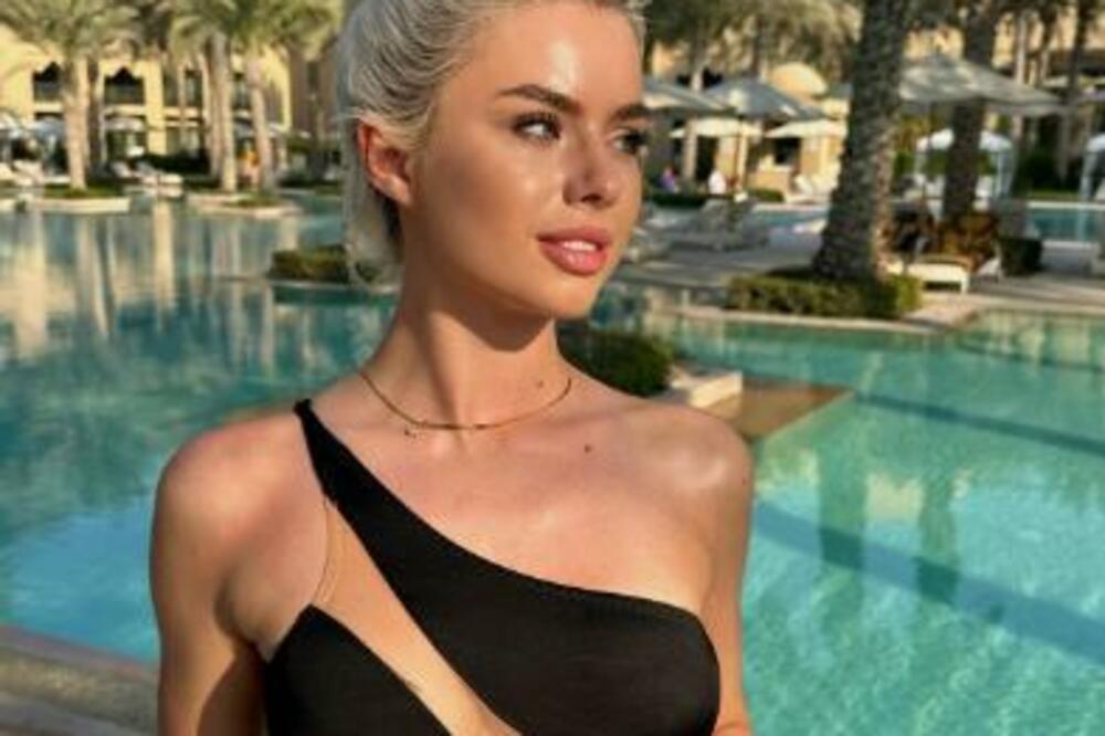 PREKO NOĆI POSTALA NAJPOPULARNIJA MEDICINSKA SESTRA: Zanosna plavuša "uhvatila" zvezdu svetskog fudbala! (FOTO)