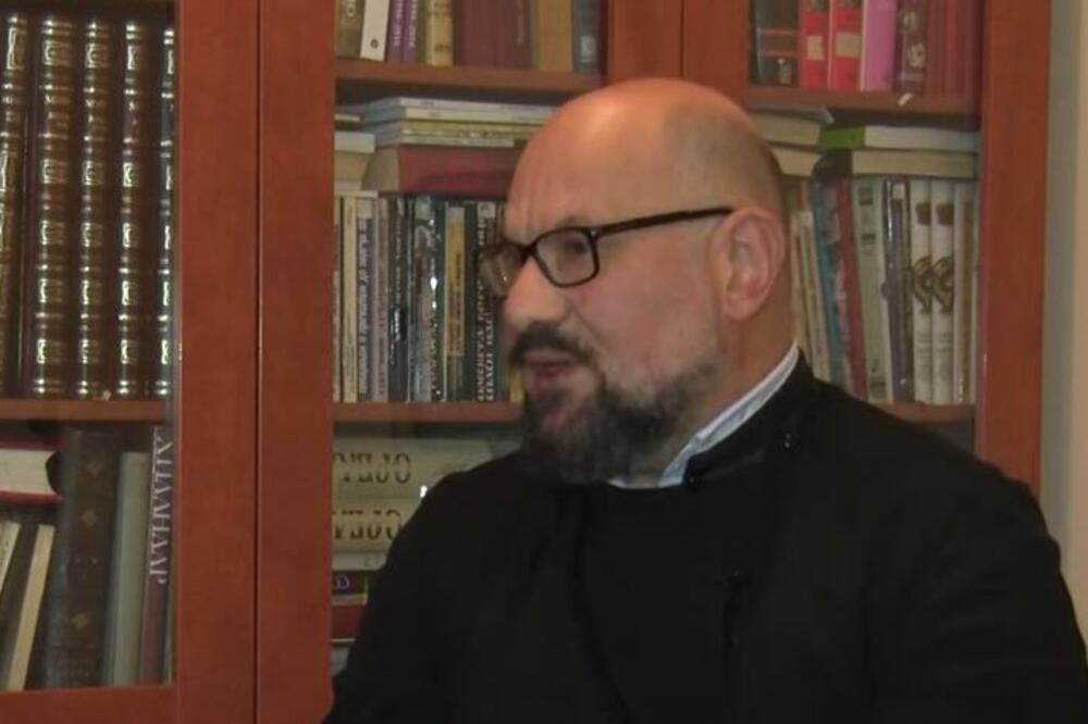 REČI OCA GLIGORIJA O TRAGEDIJAMA KOJE SU ZADESILE SRBIJU: Stradanja su POZIV NA OVO