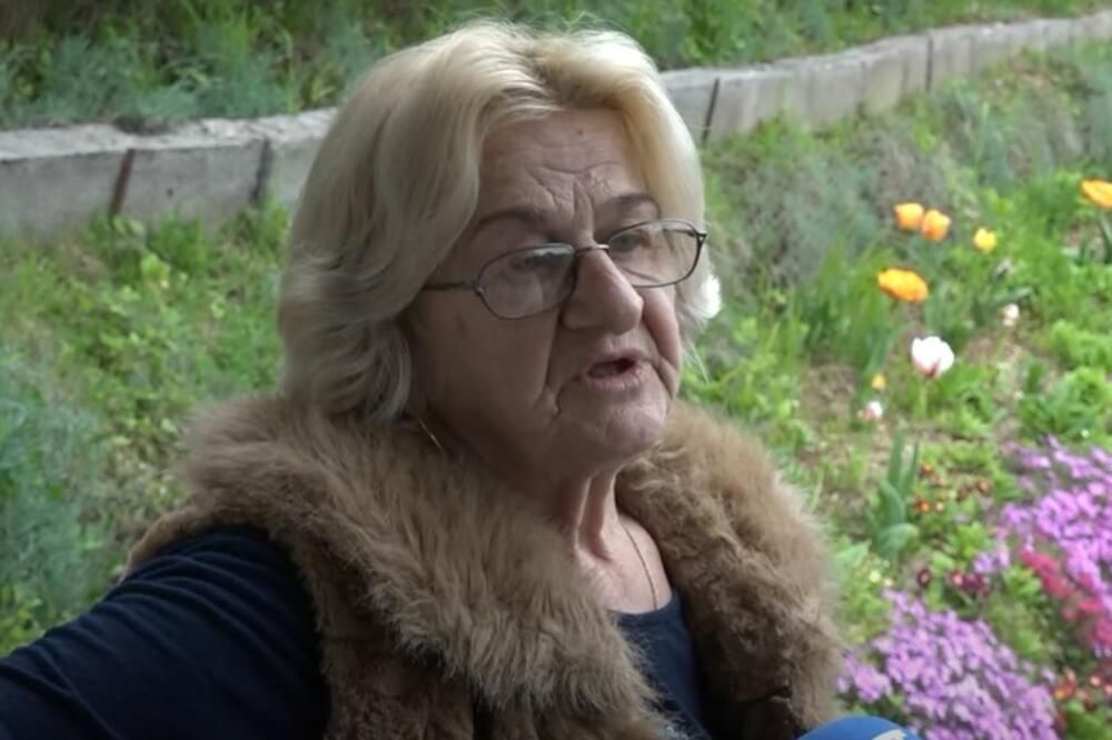 ISPRED BRANINE KAPIJE NAPRAVLJENO JE NA STOTINE SELFIJA: Ljudi ostanu BEZ DAHA kada vide NJENO DVORIŠTE! (VIDEO)