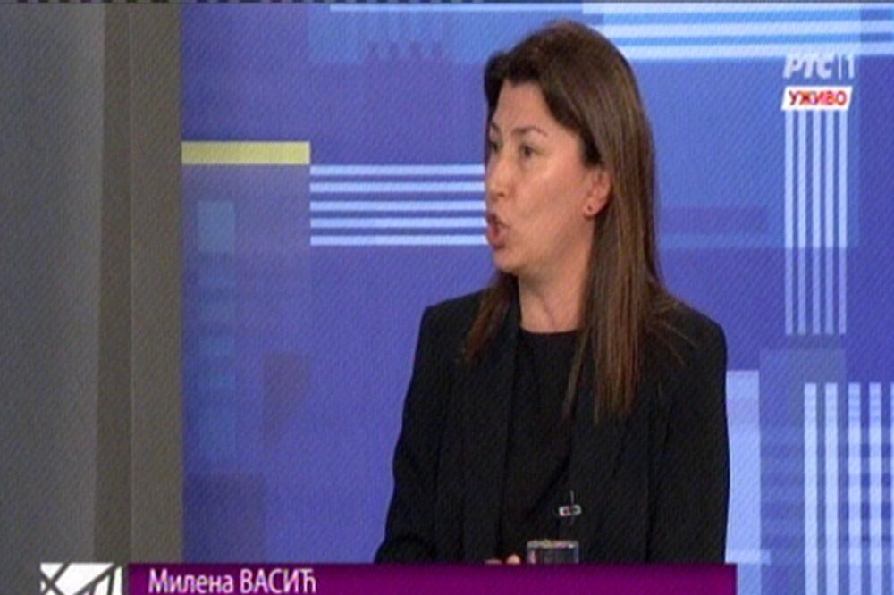 MLAĐA IDE U "RIBNIKAR", STARIJA SVE GLEDALA S PROZORA: Glumica PROTIV VRAĆANJA DECE u školu