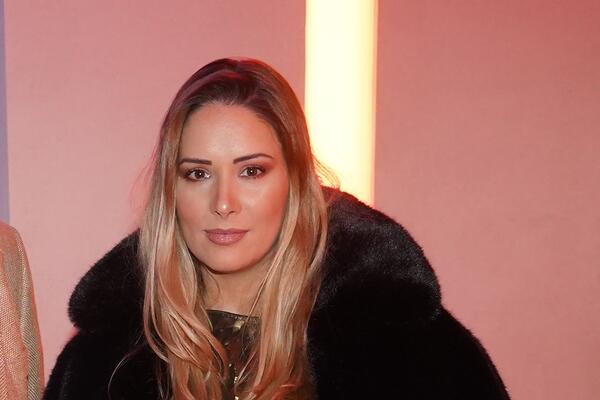 BIOGRAFIJA VODITELJKE PINKA ISPLIVALA NA VIDELO: Udata za POZNATU FACU, a imala je i TEŽAK PERIOD