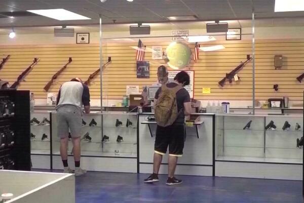 U SAD više od 200 masovnih pucnjava tokom proteklih šest meseci