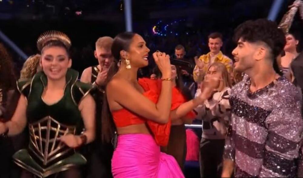 Nasmejana i dobro raspoložena oduševila je protekle večeri publiku