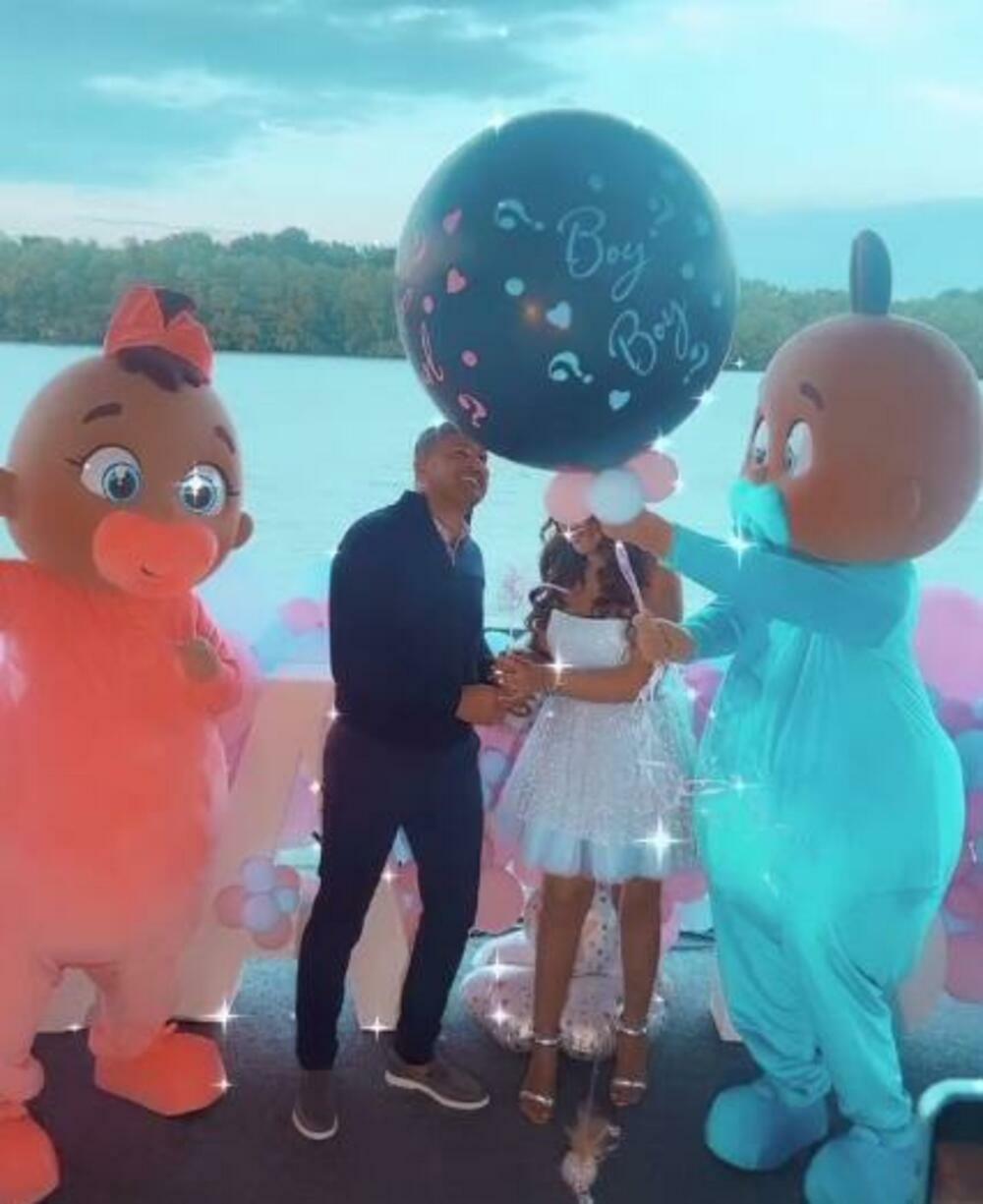 Nadica i njen partner će dobiti devojčicu