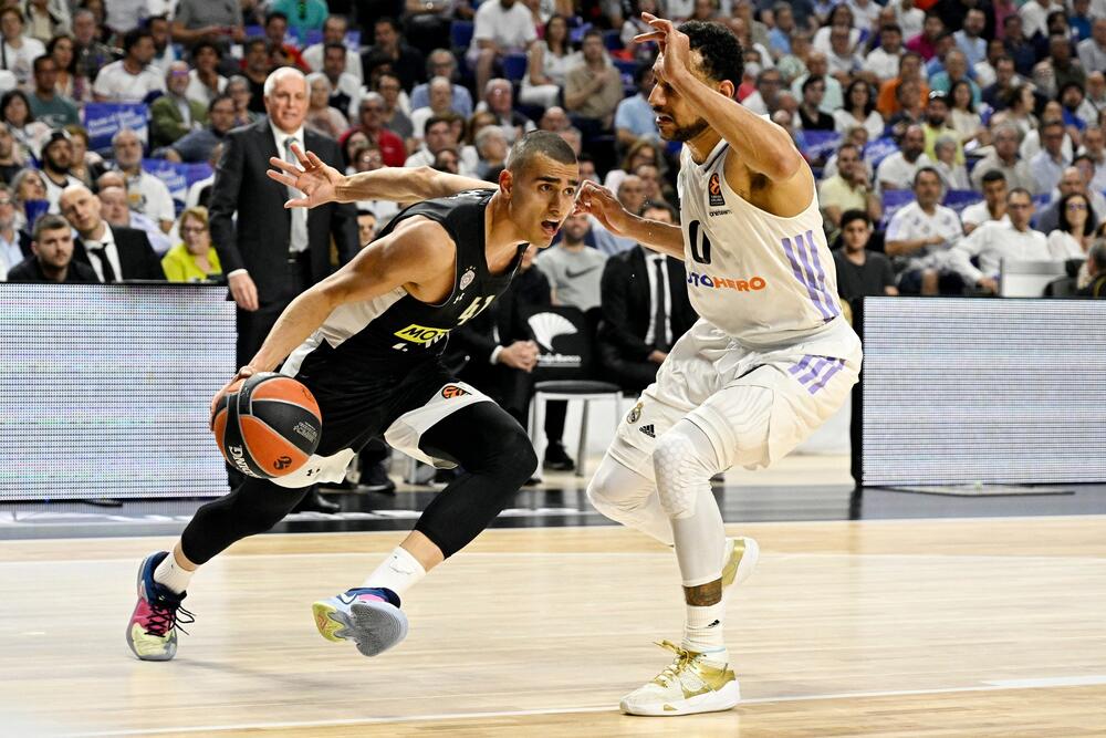 Jam Madar na utakmici Reala i Partizana u Madridu