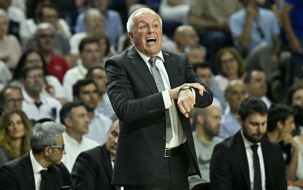 Željko Obradović na utakmici Real Madrida i Partizana