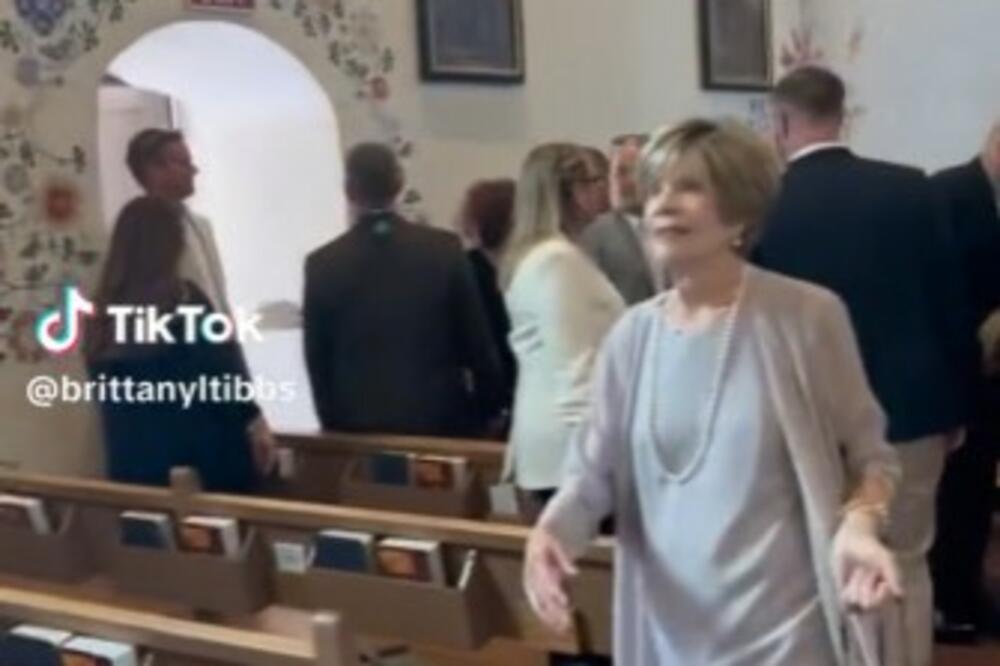 UZELA STARU HALJINU I NAPRAVILA ČUDO OD NJE: Reakcija BAKE na PREKROJENU VENČANICU je NEVEROVATNA! (VIDEO)