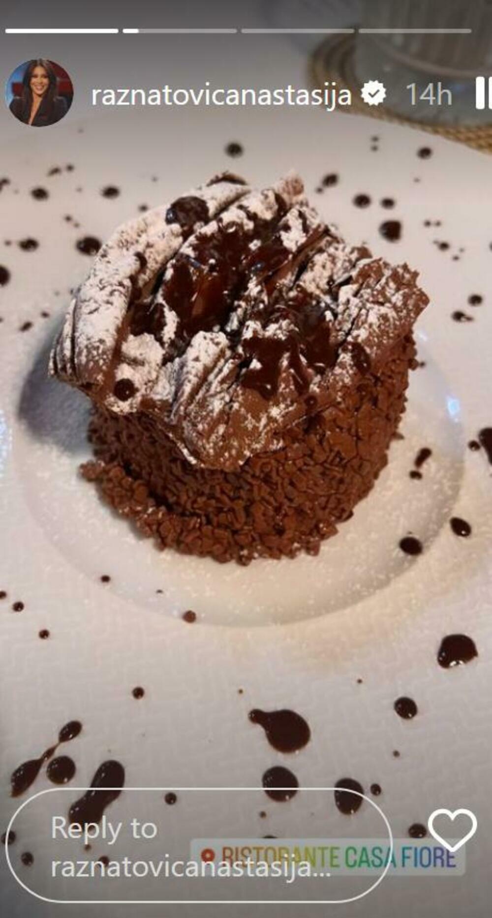 evačica je podelila putem Instagrama romantičnu šetnju Torinom, a veče je završila slatkišem u jednom italijanskom restoranu