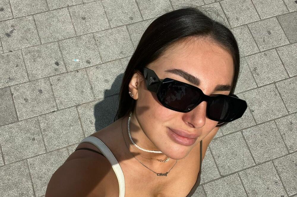 JOVANA NEĆE VIŠE DA ĆUTI, POVREDILI SU JE: "Nisam očekivala da će oni tražiti korist u našem odnosu!"