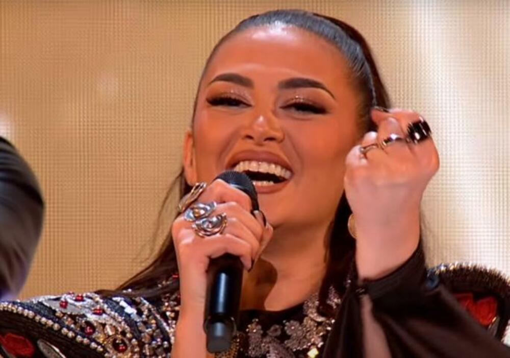 Predstavnica Albanije dirnula u politiku