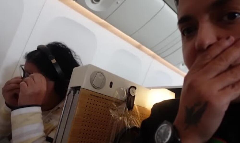 Dok su čekale hranu, Verica je gledala film, koji ju je rasplakao