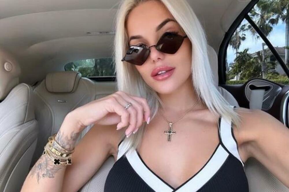 LEPA SOFIJA SE OPRAŠTALA OD ŽIVOTA, SAD ZGRĆE SILNU LOVU NA SAJTU ZA ODRASLE: Ja podignem na 100, oni plate! (FOTO)