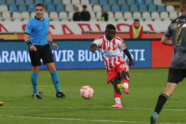 GOL VREDAN TRI BODA: Briljantni Carević kapitulirao posle sjajnog Kangvinog udarca! (VIDEO)