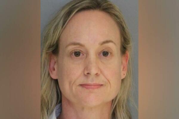 UHAPŠENA PROFESORKA IZ PAKLA KOJA JE DVA MESECA SILOVALA ĐAKA: Jeziv slučaj zlostavljanja otkriven posle 9 godina