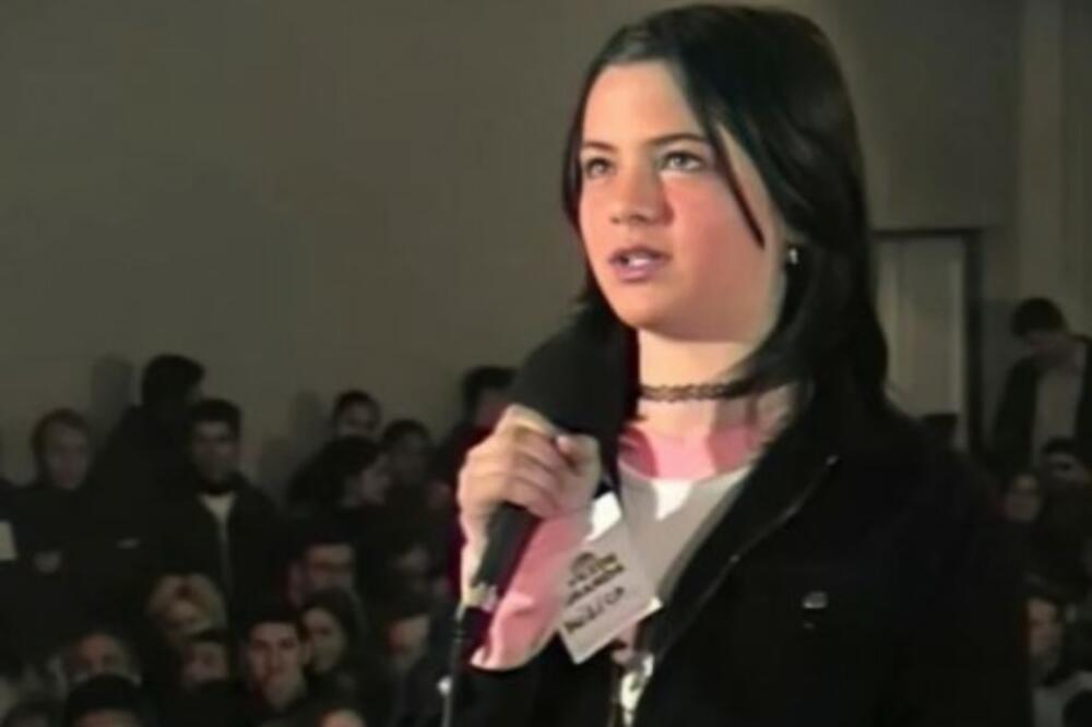 NIJE ONA NA KOJU MISLITE: Da li znate ko je DEVOJKA SA FOTKE?