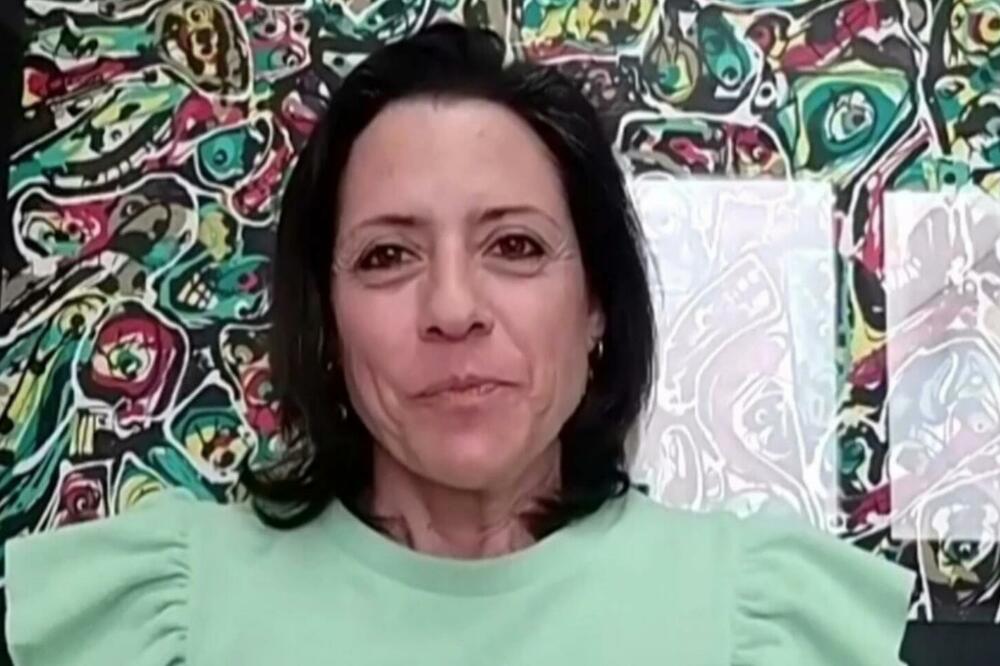 IVANU JE MUŽ POSLE RAZVODA OSTAVIO BEZ NOVCA I KROVA NAD GLAVOM: Sada mora da joj plati OGROMNU SUMU NOVCA!