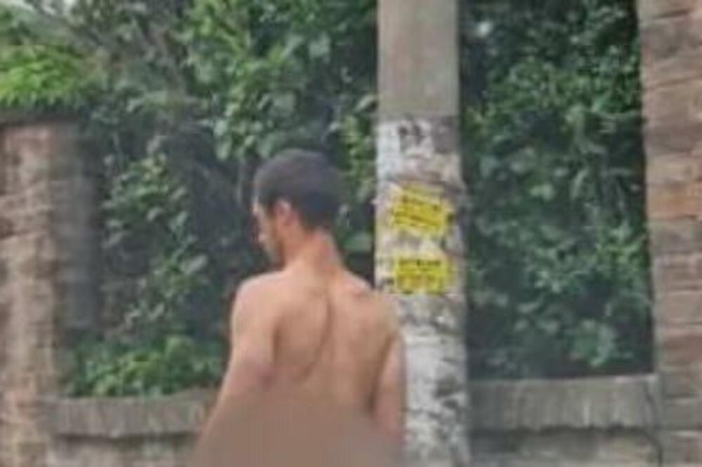 GO ČOVEK ŠETA ULICAMA BEOGRADA, INTERVENISALA I POLICIJA: Građani u šoku - "Možda mu je sve na PRANJU" (FOTO)