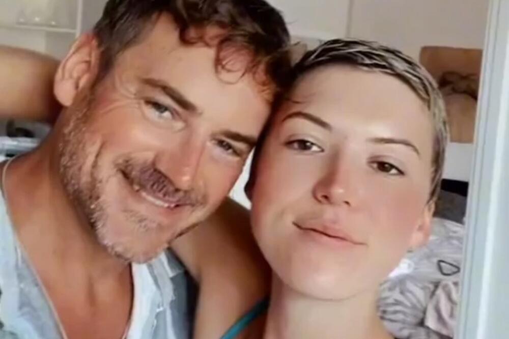 SA 18 GODINA JE MISLILA DA ĆE UMRETI NEVINA, A ONDA JE UPOZNALA MARKA: A tek koliko je stariji od nje... (VIDEO)