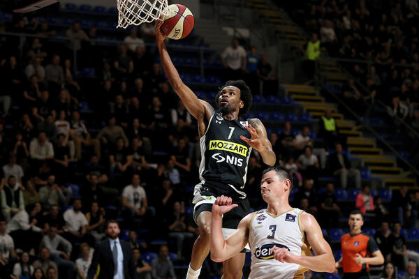 STUDENTI ŠOKIRALI PARTIZAN U BEOGRADU! Istorijska pobeda Podgoričana, DEBAKL crno-belih