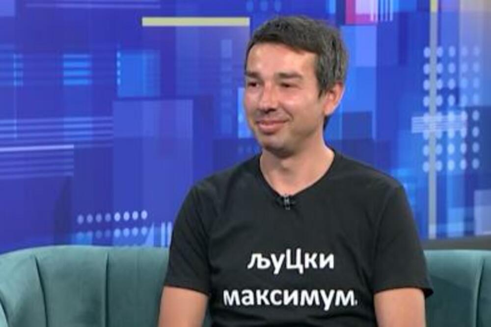 PROFESOR PLAVŠIĆ POKRENUO AKCIJU U DESETOJ GIMNAZIJI: Na FUDBALU bolje vidi probleme nego na predavanjima o bazama!