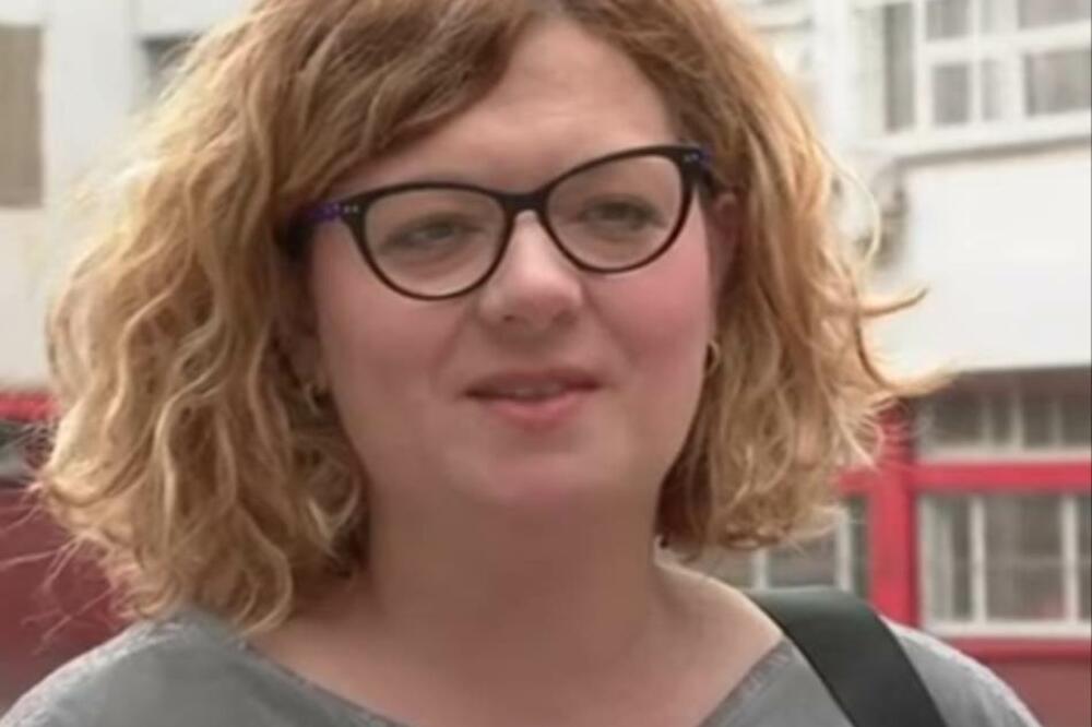 OGLASILA SE DIREKTORKA OŠ "DRINKA PAVLOVIĆ" NAKON OSTAVKE: Obratila se RODITELJIMA, evo šta je imala da im KAŽE