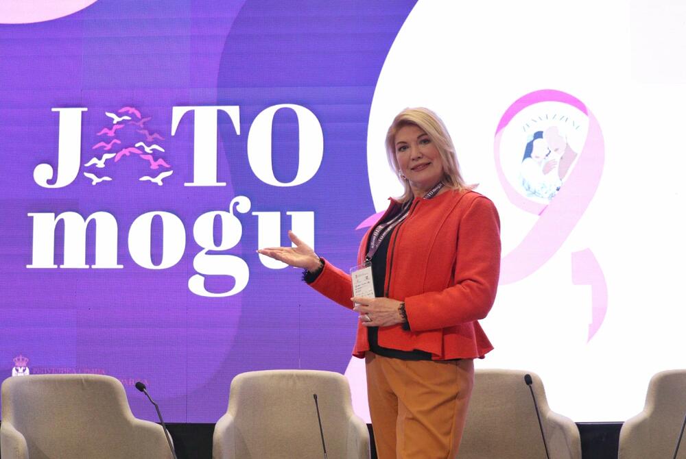 Suzana Mančić o ćerkama