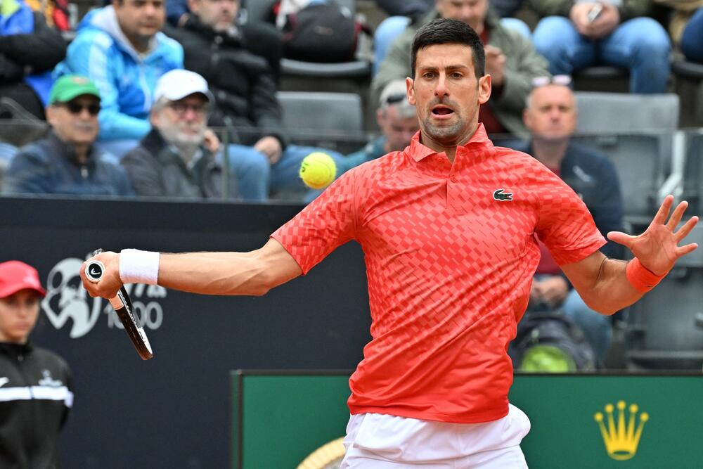 Novak Đoković na meču protiv Kamerona Norija