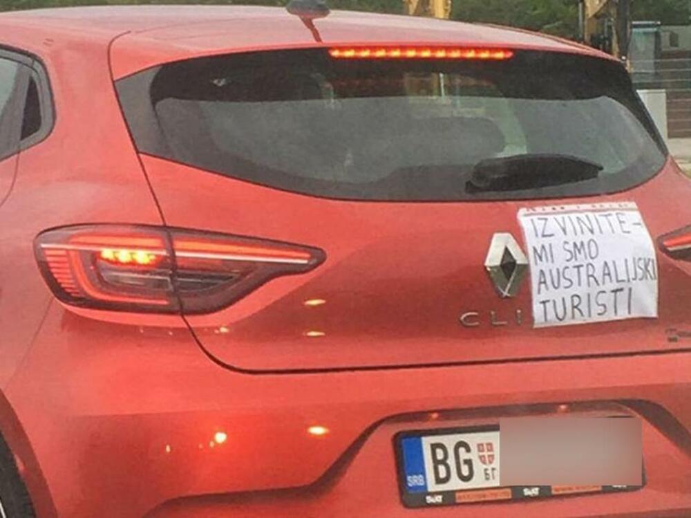 Obaveštenje na automobilu