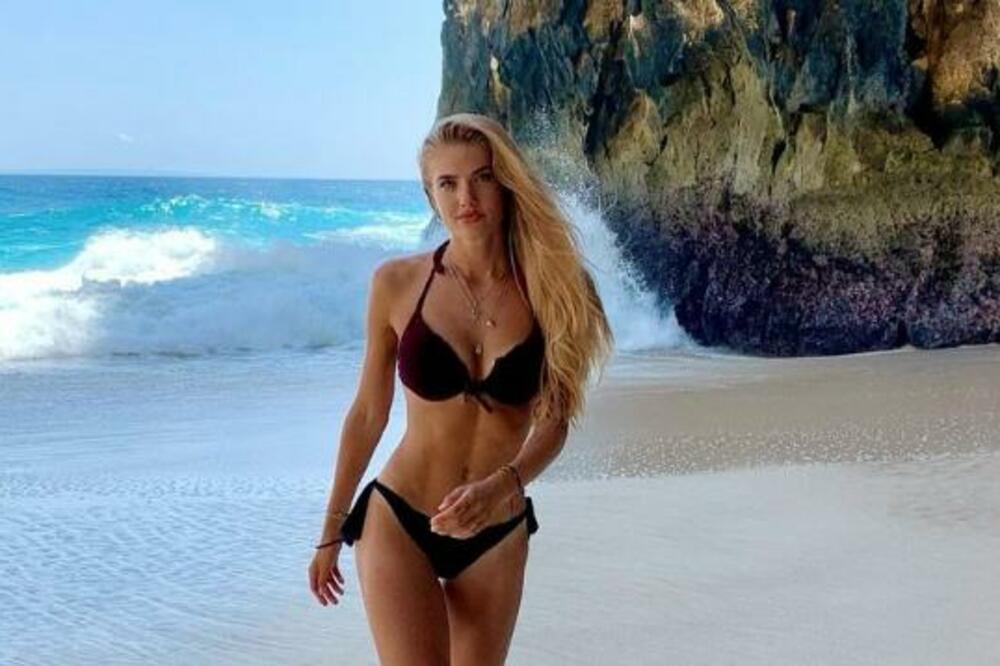 AUU, KOLIKO ONA GRMI: Atletičarka je BRUTALNA ribetina, ne stidi se ničega! (FOTO)