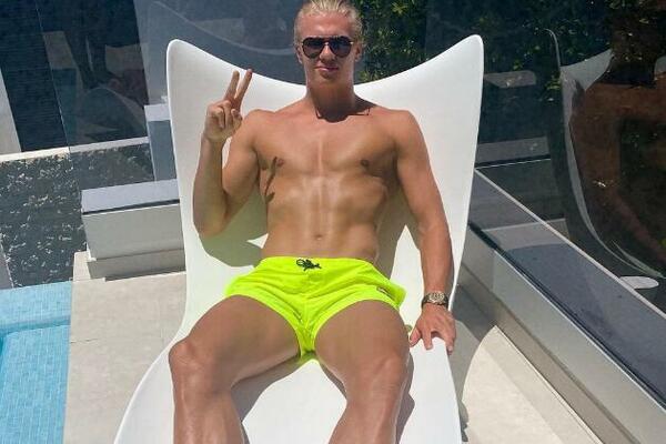 PREVRNUĆE VAM SE ŽELUDAC: Zgrozićete se kada vidite jelovnik Erlinga Holanda! (FOTO)