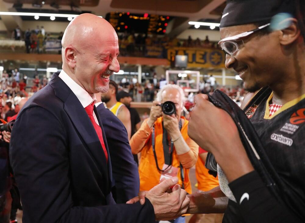 Slavlje Saše Obradovića sa košarkašima Monaka