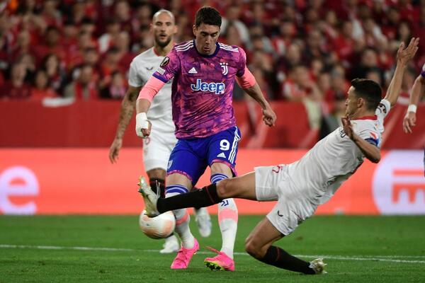 SEVILJA JE DOKTOR ZA LIGU EVROPE! Juventus PAO posle produžetaka - uzalud gol Vlahovića