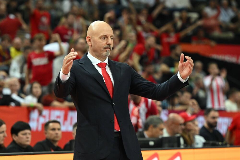 Saša Obradović, trener Monaka na meču protiv Olimpijakosa