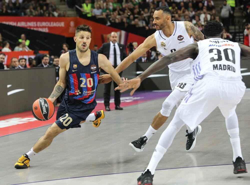 Nikolas Laprovitola u prodoru